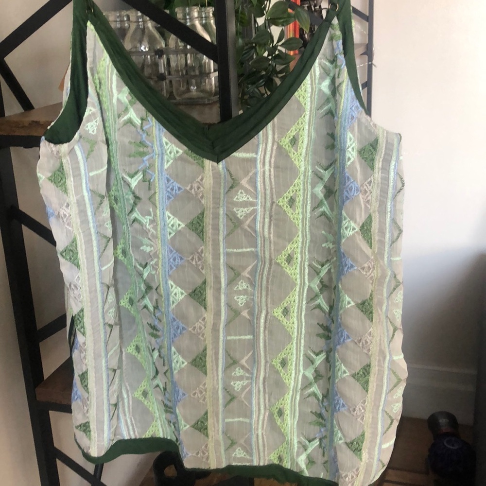 New Anthropologie shirt. Size M